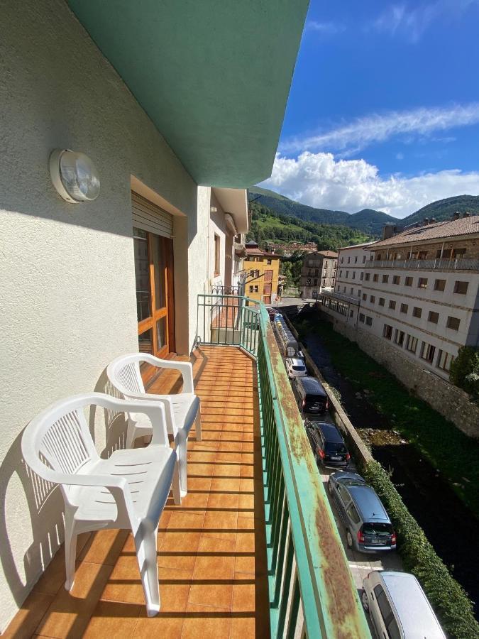 Apartaments Sant Antoni Ribes De Freser Bagian luar foto